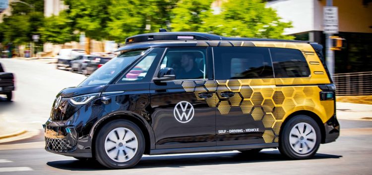 Volkswagen випробовує автономні автомобілі ID.Buzz у США