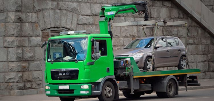 В Україні можуть заборонити роботу автомобільних евакуаторів