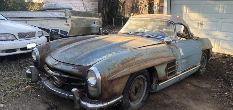 Редкий спорткар Mercedes десятилетиями ржавел в гараже