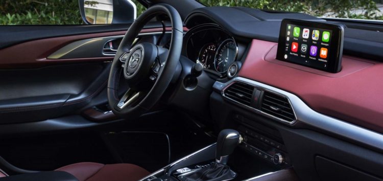 Mazda повертає сенсорну мультимедіа