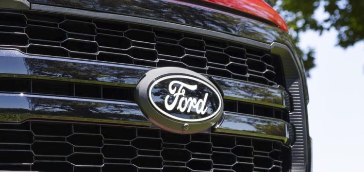 Ford сменил логотип и не сказал ни слова
