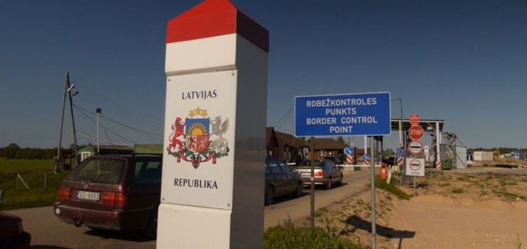 Латвия, следуя примеру Литвы, ограничила въезд для авто с российской регистрацией