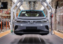 Volkswagen приостанавливает производство электрокаров в Германии