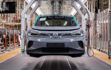 Volkswagen призупиняє виробництво електрокарів в Німеччині