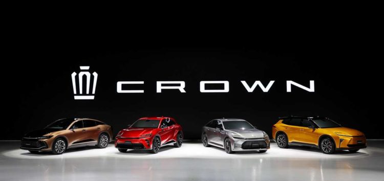 Toyota випустила оновлену модель Crown