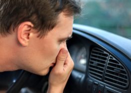 Неприємний запах в авто – як позбутися