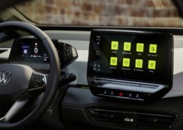 Volkswagen замінює сенсори на фізичні кнопки в інтер’єрі авто