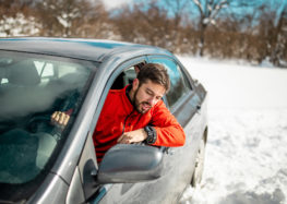 Почему важно удалять соль из автомобиля зимой