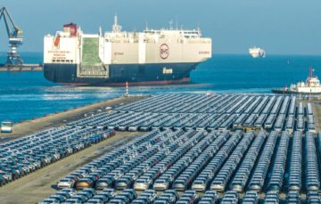 Китайские электромобили переполнили порты Европы