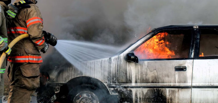 Як запобігти пожежі в автомобілі