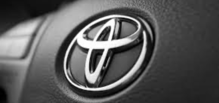 Toyota анонсує новий потужний позашляховик