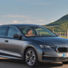 Skoda Octavia 2025: новый лифтбек с полным приводом и мощным турбодвигателем.