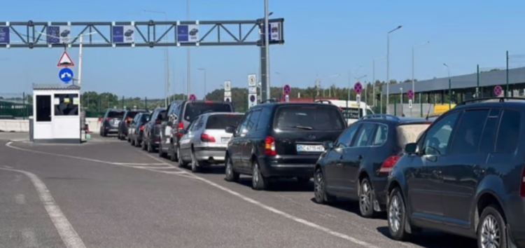 Їдеш до Румунії? Без цього документа тебе розвернуть на кордоні