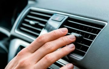 Як правильно провести чистку кондиціонера авто?