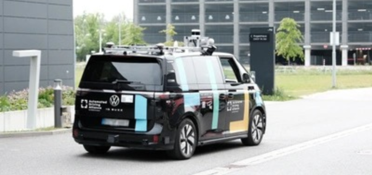 Volkswagen підключає автопілот від Bosch і CARIAD – Європа наздоганяє Tesla