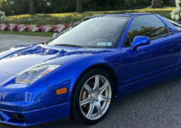Рідкісна Acura NSX 2005 з пробігом лише 6920 км підкорює аукціон