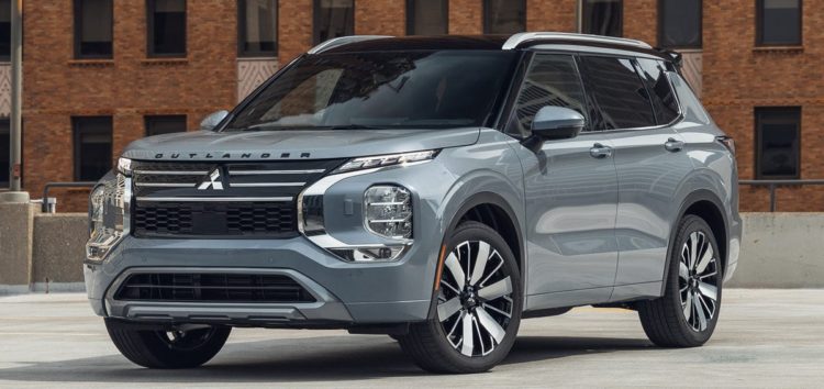 Mitsubishi Outlander – універсальний автомобіль на всі випадки життя