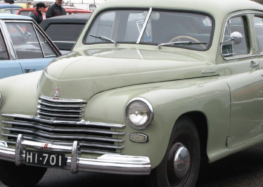 Раритет із минулого – в Україні купили машину, якій уже 74 роки