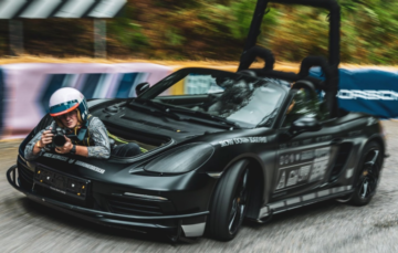 Porsche 718 Boxster перетворили на камеру-авто для зйомок на треку