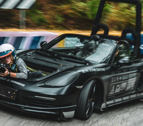 Porsche 718 Boxster перетворили на камеру-авто для зйомок на треку