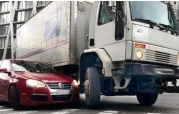 Як не стати невидимкою поруч із фурою і уникнути сліпих зон