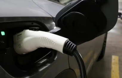 Вчені з’ясували, як зробити батарею електромобіля довговічнішою