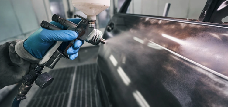 Прості правила вибору лаку для автомобіля