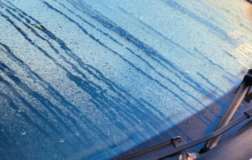 Одна зимова опція може зіпсувати двірники та лобове