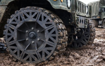 В Україні розробили непробивні шини для позашляхової техніки