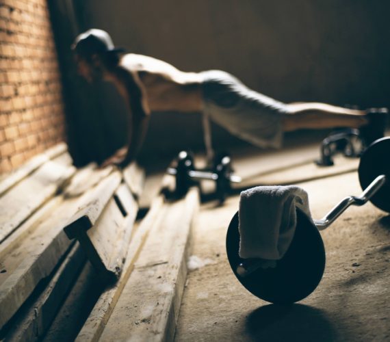 Заряди свій дім енергією: Як загартувати тіло та зекономити 10% з новорічним пропозиціями від WCG