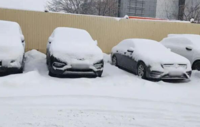 Чим небезпечне тривале перебування автомобіля під снігом