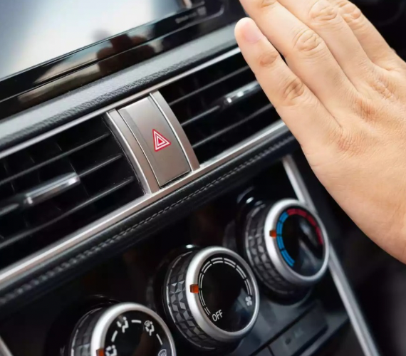Jakiej funkcji w samochodzie nie należy wyłączać zimą