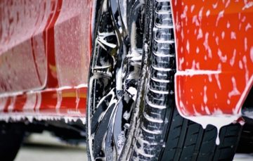 Чому зимова мийка авто небезпечна та як працює правило 0°C