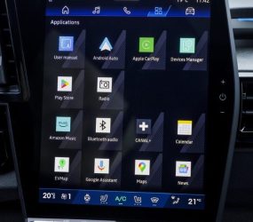 Чому взимку збоять дисплеї та датчики в машині