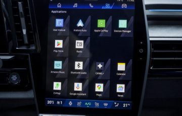 Чому взимку збоять дисплеї та датчики в машині