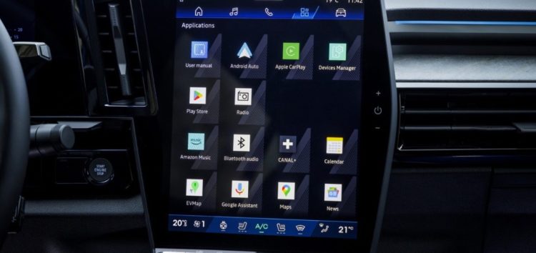 Чому взимку збоять дисплеї та датчики в машині