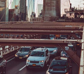 США блокують китайське програмне забезпечення для машин бо бояться шпигунства