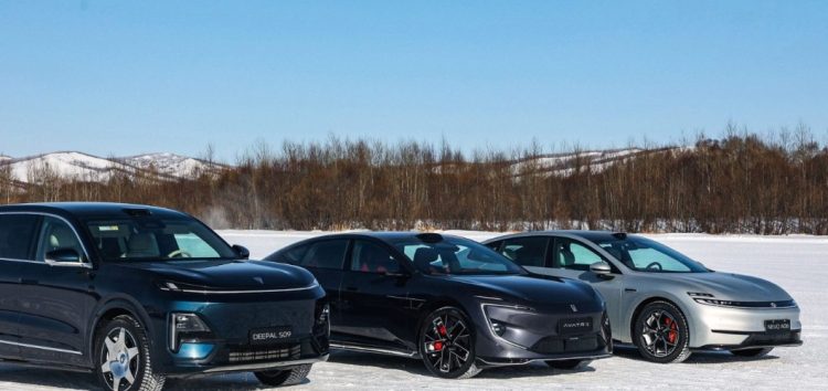 CHANGAN і CATL запускають перший серійний електромобіль із натрій-іонною батареєю