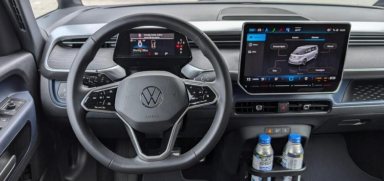Volkswagen повертає класичні кнопки та дверні ручки в нові моделі