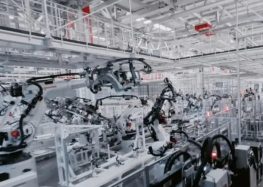 Xiaomi автоматизує складання електромобілів за допомогою роботів