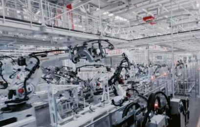 Xiaomi автоматизує складання електромобілів за допомогою роботів