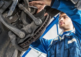 Чому скрипить підвіска і що робити