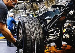 США хочуть залучити автопром до зброї