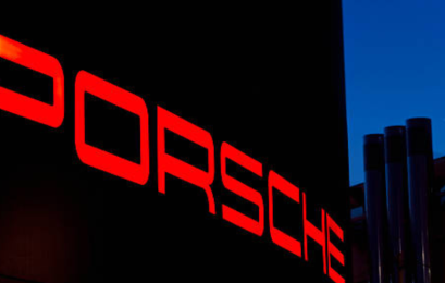 Porsche продає Bugatti і частку Rimac