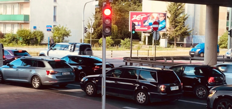 У Польщі водіїв зобов’яжуть мати це в авто