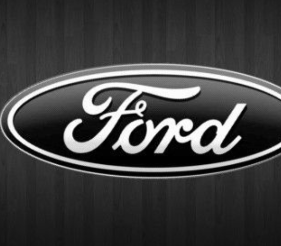 Ford навчив авто уникати ударів