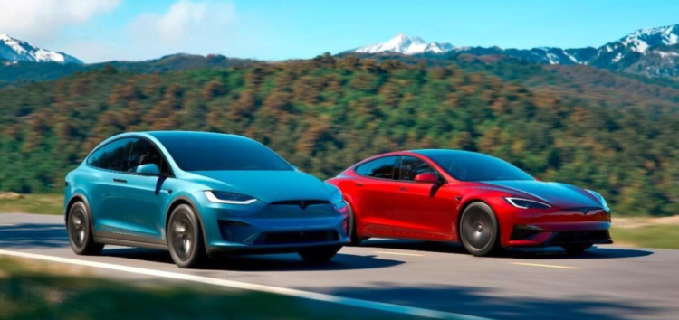 Tesla зупиняє випуск флагманських електрокарів