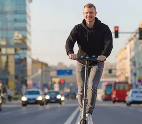 Електросамокати стали загрозою на дорогах