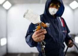 Фарбування автомобіля: коли варто оновити покриття та як обрати професійний сервіс