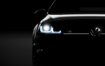 Volkswagen знищує Taycan Boxster Jetta та Fabia